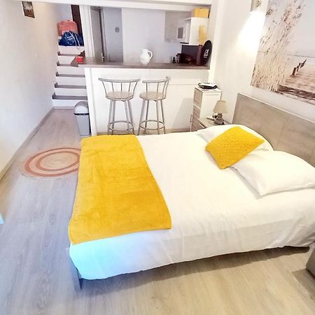 Logement A Cannes Suquet, Emplacement Privilegie Luaran gambar